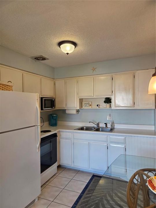 En Venta: $238,000 (2 camas, 1 baños, 750 Pies cuadrados)