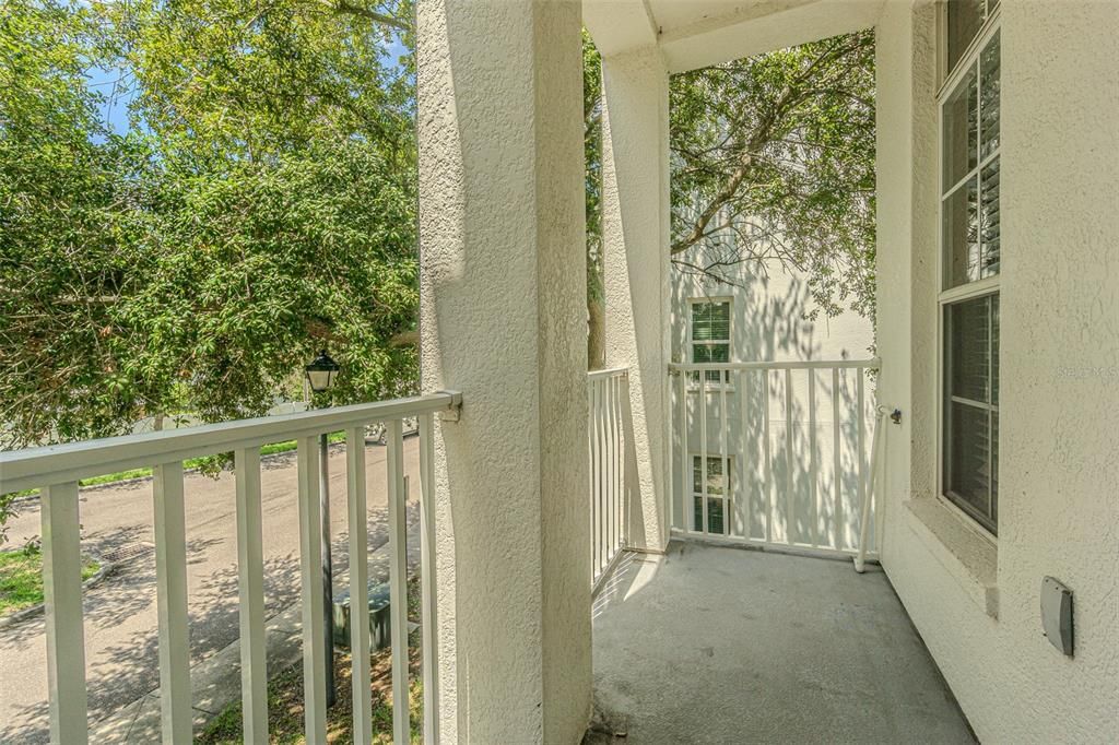 На продажу: $375,000 (3 спален, 2 ванн, 1826 Квадратных фут)