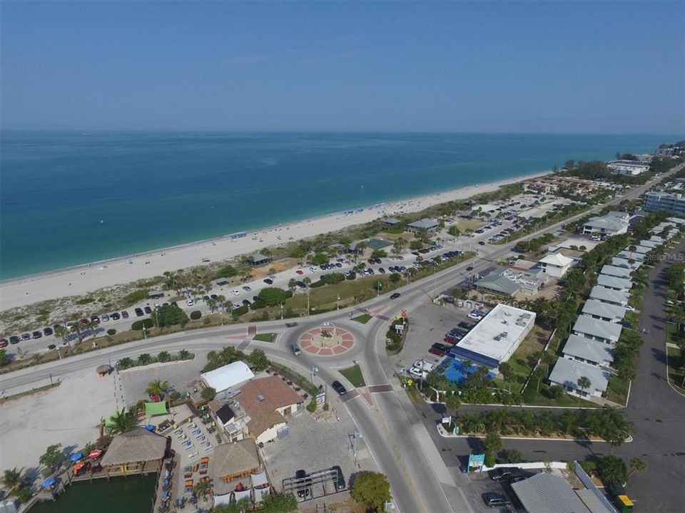 For Sale: $625,000 (4 beds, 2 baths, 2331 Square Feet)