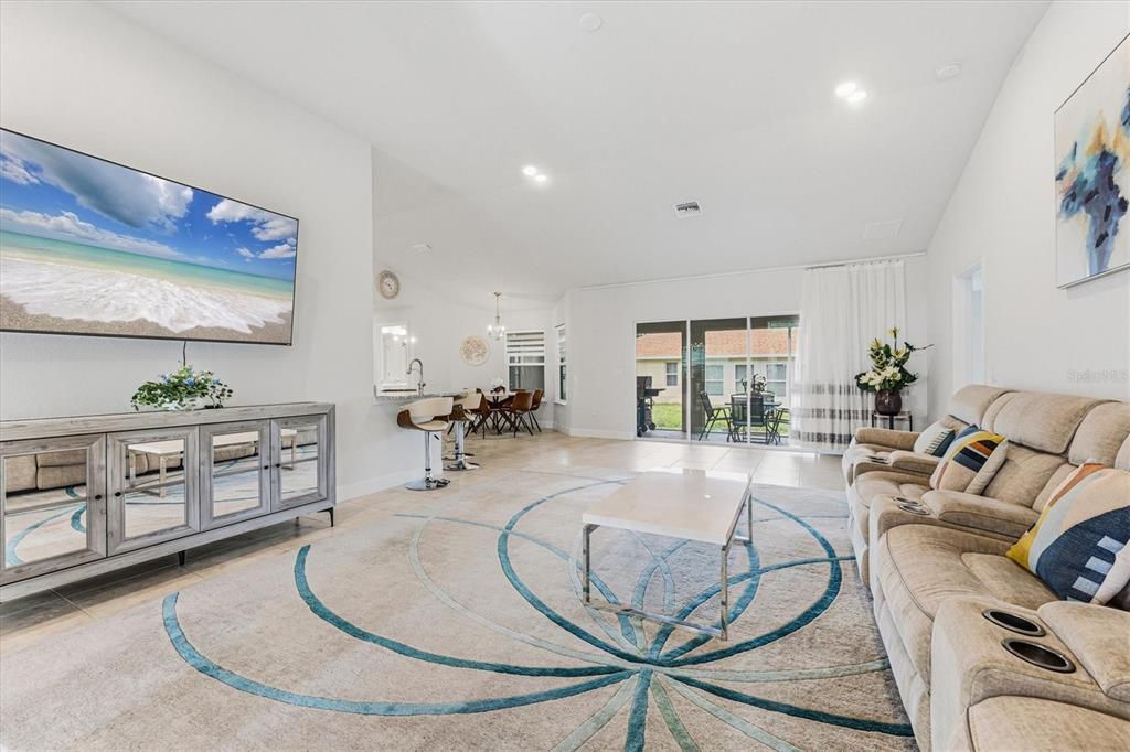 For Sale: $625,000 (4 beds, 2 baths, 2331 Square Feet)