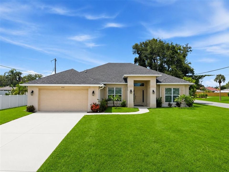 For Sale: $625,000 (4 beds, 2 baths, 2331 Square Feet)