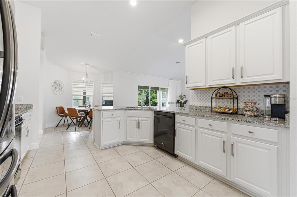 For Sale: $625,000 (4 beds, 2 baths, 2331 Square Feet)