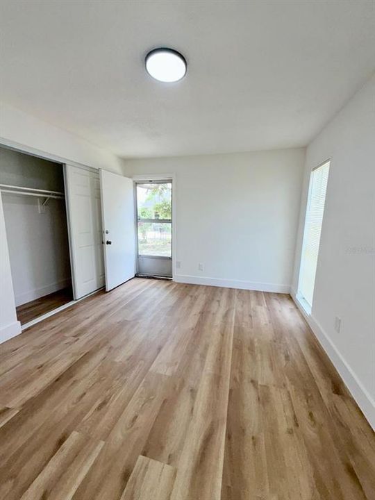 На продажу: $398,000 (4 спален, 2 ванн, 1742 Квадратных фут)