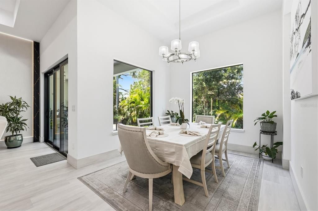 For Sale: $699,000 (3 beds, 3 baths, 2066 Square Feet)