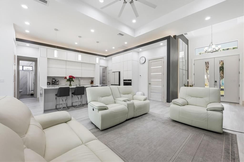 For Sale: $699,000 (3 beds, 3 baths, 2066 Square Feet)