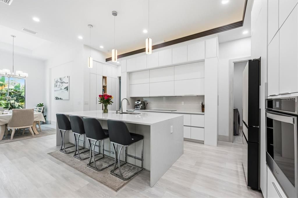 For Sale: $699,000 (3 beds, 3 baths, 2066 Square Feet)