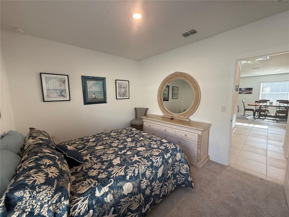 На продажу: $410,000 (4 спален, 3 ванн, 2045 Квадратных фут)