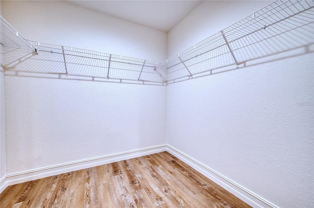 На продажу: $439,900 (3 спален, 2 ванн, 1547 Квадратных фут)