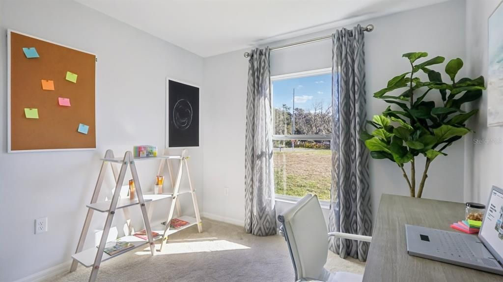 En Venta: $337,990 (4 camas, 2 baños, 1498 Pies cuadrados)