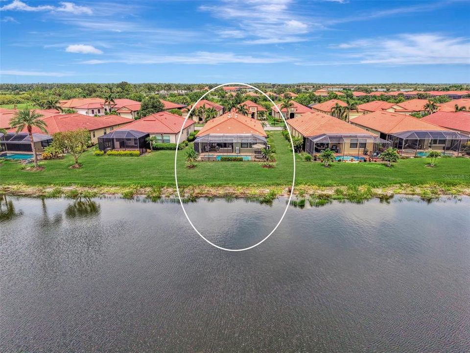 Activo con contrato: $859,000 (4 camas, 3 baños, 2386 Pies cuadrados)