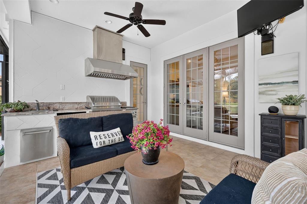 For Sale: $1,125,000 (4 beds, 3 baths, 3650 Square Feet)