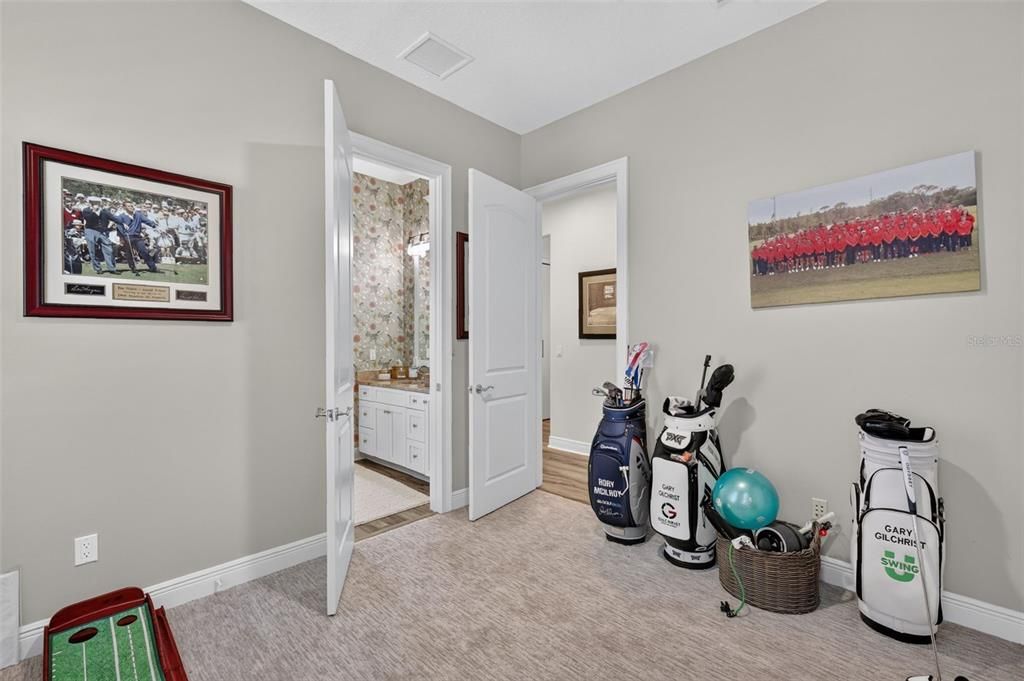 For Sale: $1,125,000 (4 beds, 3 baths, 3650 Square Feet)