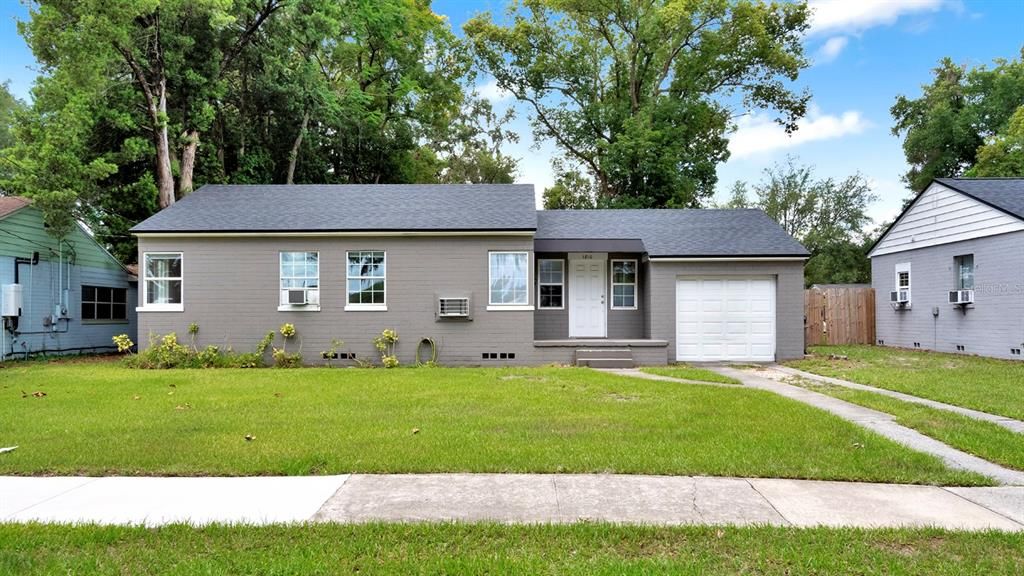 En Venta: $357,000 (2 camas, 1 baños, 924 Pies cuadrados)