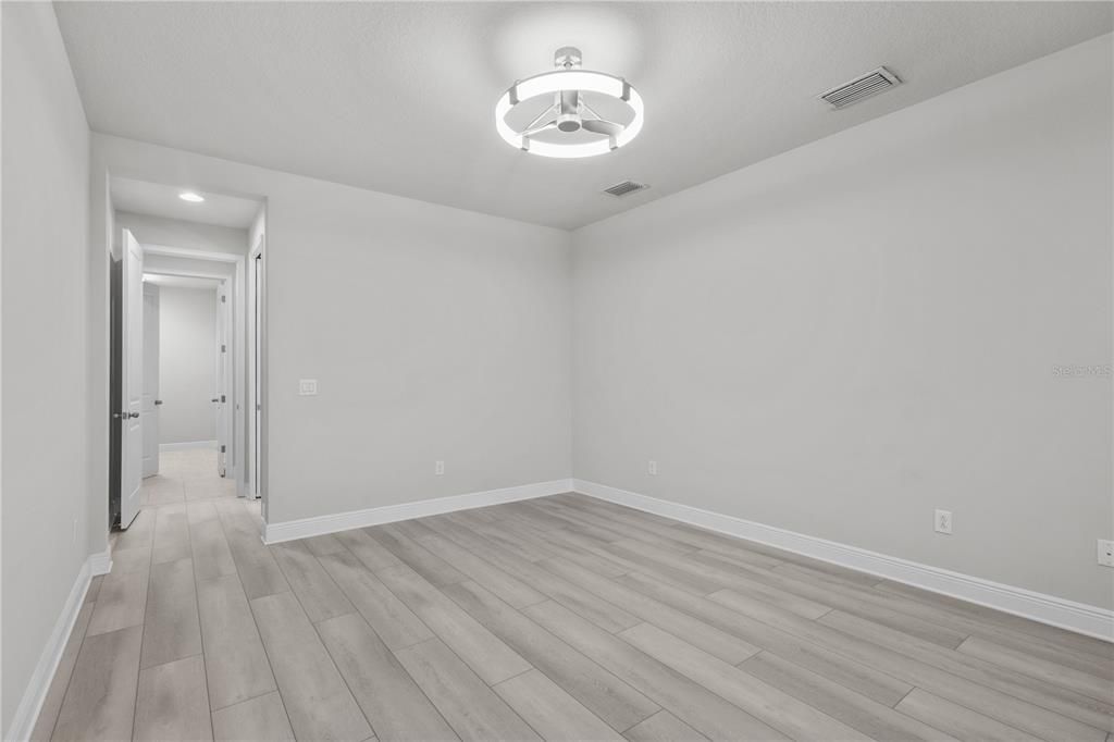 На продажу: $614,900 (2 спален, 2 ванн, 1843 Квадратных фут)