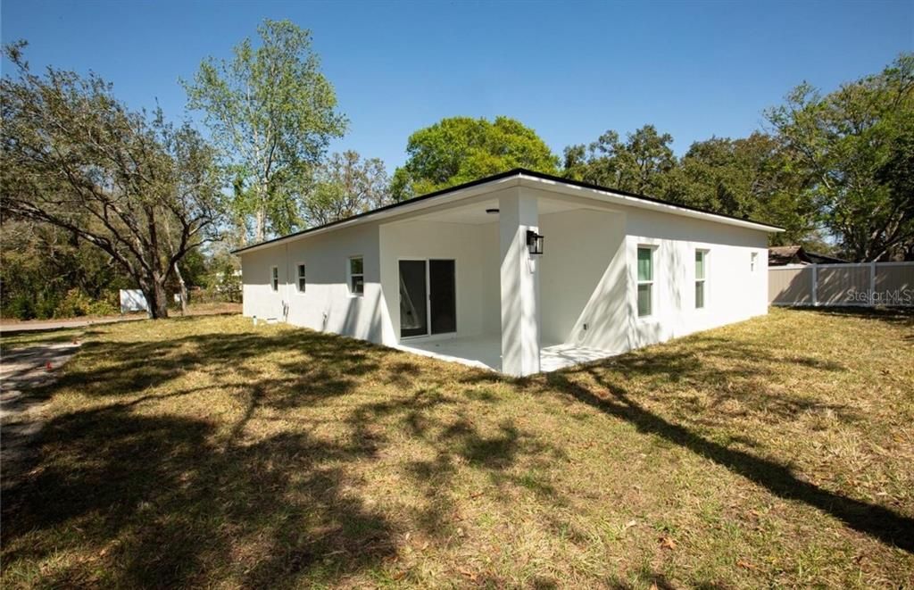 En Renta: $2,450 (4 camas, 2 baños, 1897 Pies cuadrados)