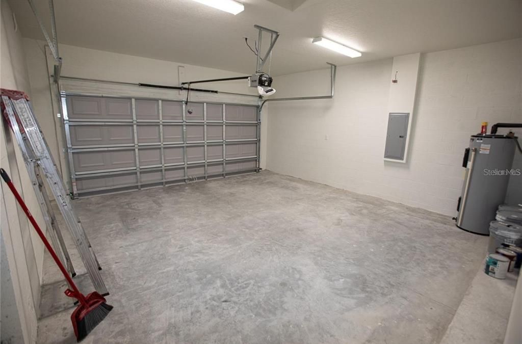 En Renta: $2,450 (4 camas, 2 baños, 1897 Pies cuadrados)
