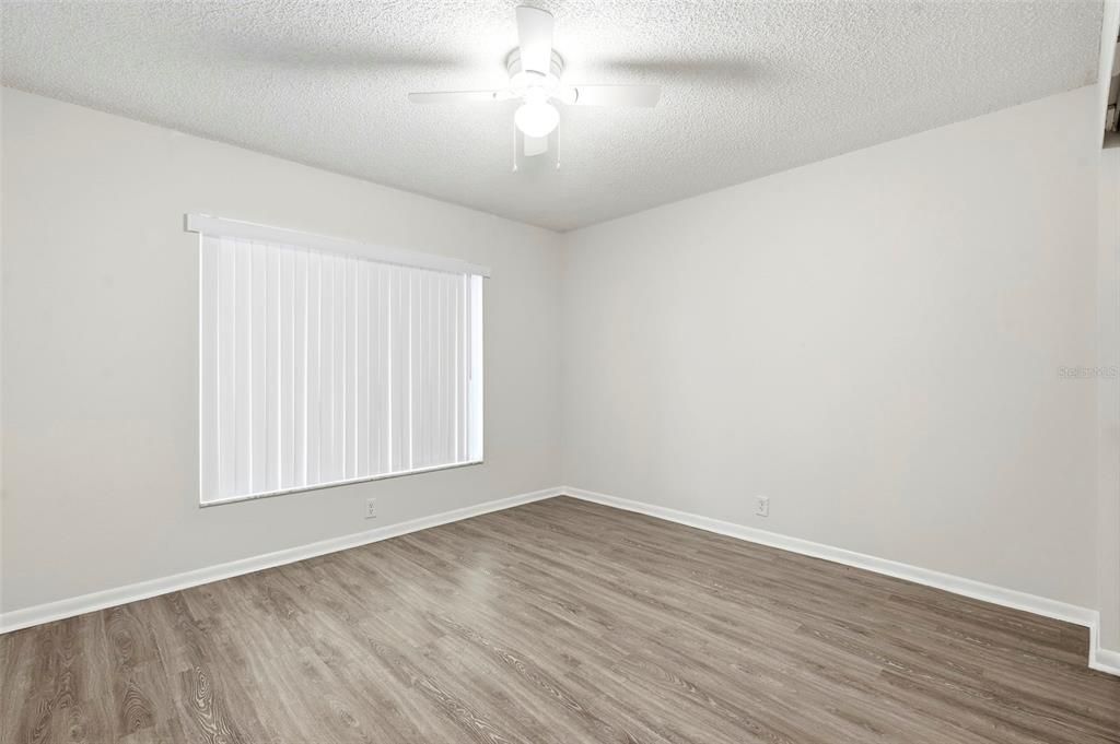 For Sale: $389,900 (2 beds, 2 baths, 1794 Square Feet)