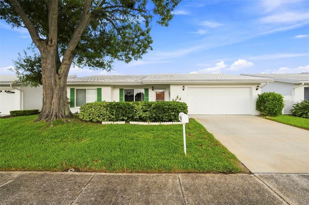 For Sale: $389,900 (2 beds, 2 baths, 1794 Square Feet)