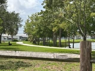 For Sale: $389,900 (2 beds, 2 baths, 1794 Square Feet)
