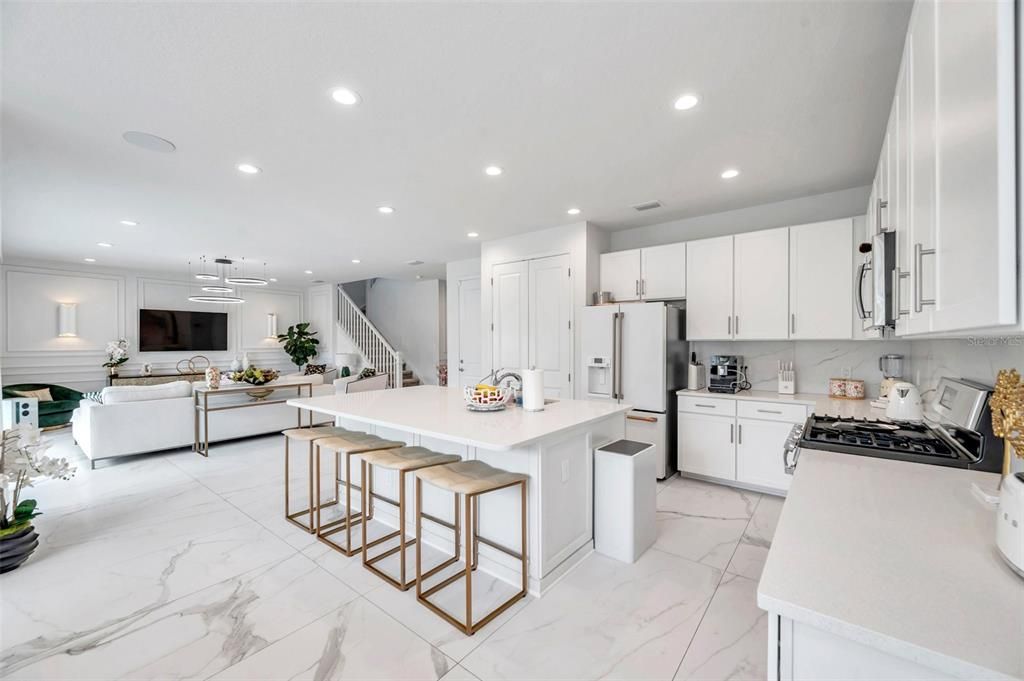 For Rent: $4,000 (3 beds, 2 baths, 2591 Square Feet)