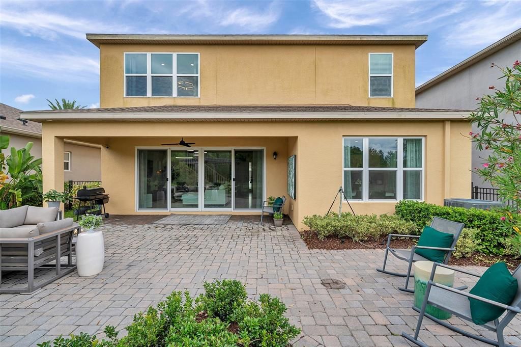 For Rent: $4,000 (3 beds, 2 baths, 2591 Square Feet)