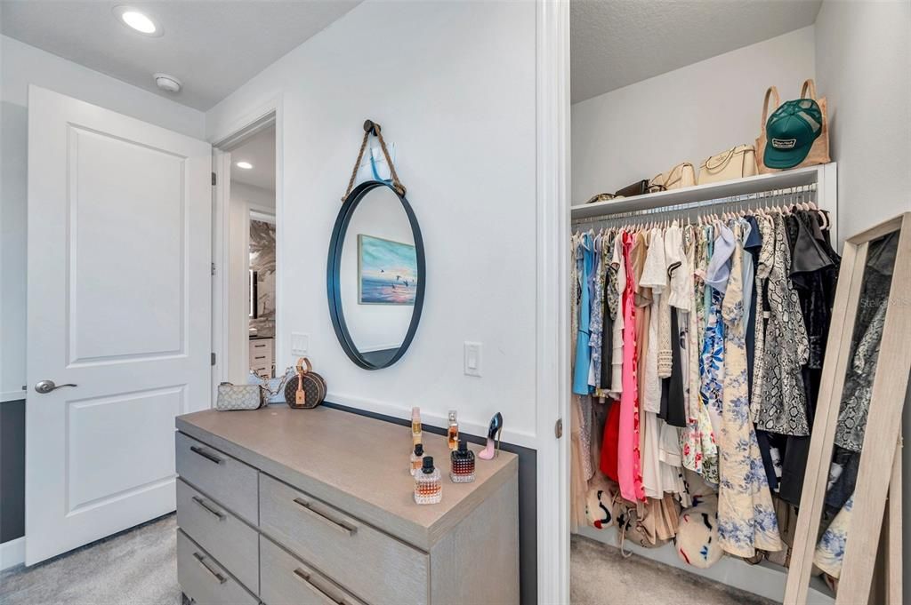 For Rent: $4,000 (3 beds, 2 baths, 2591 Square Feet)