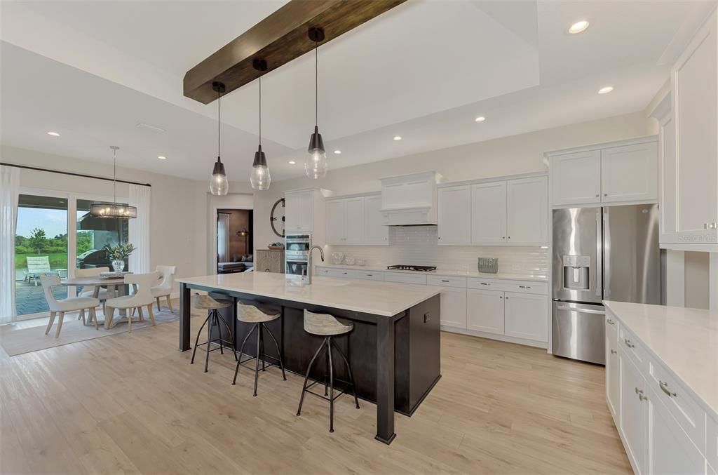 En Venta: $1,475,000 (3 camas, 3 baños, 2871 Pies cuadrados)