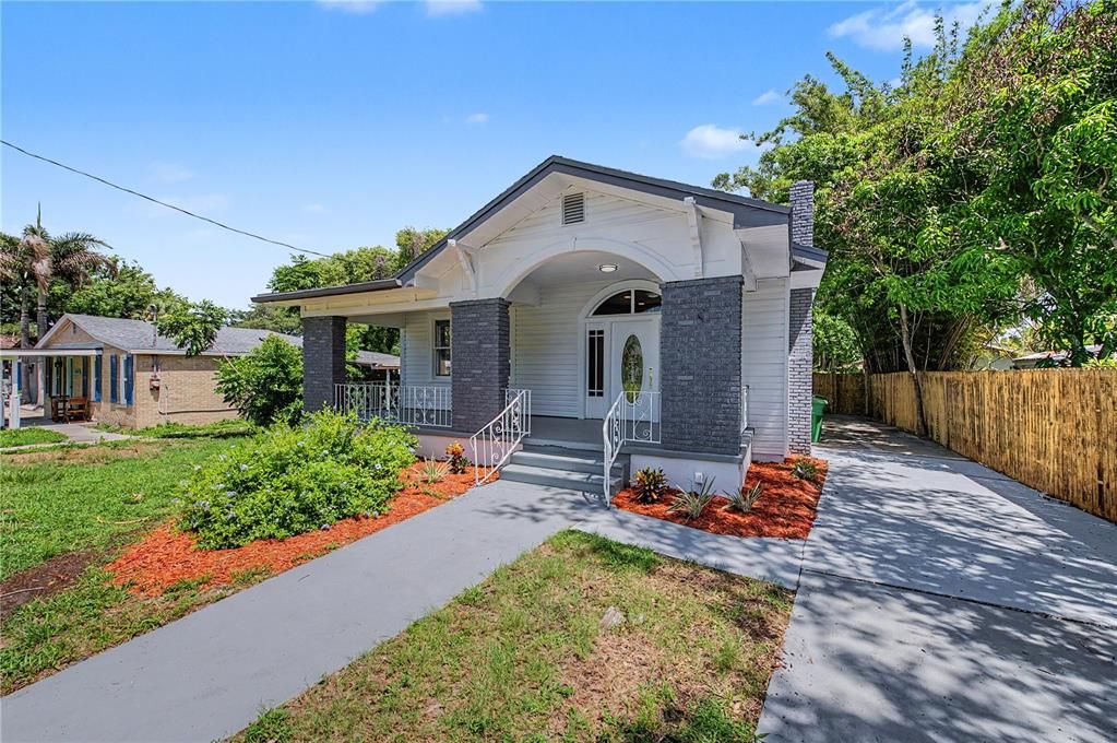 En Venta: $425,000 (3 camas, 2 baños, 1528 Pies cuadrados)