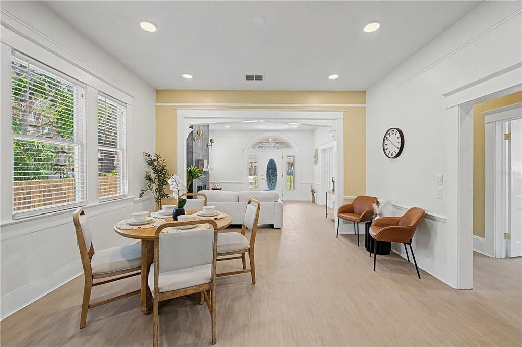 En Venta: $425,000 (3 camas, 2 baños, 1528 Pies cuadrados)
