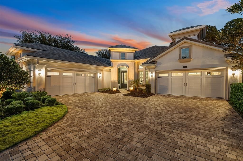 For Sale: $1,425,000 (4 beds, 3 baths, 2939 Square Feet)