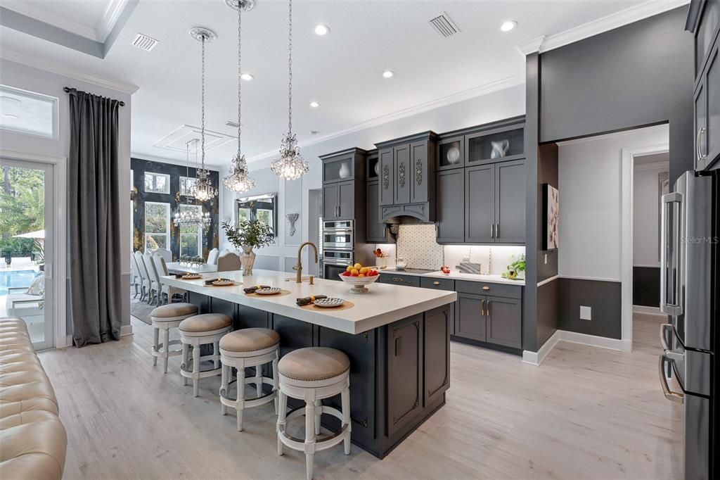 For Sale: $1,425,000 (4 beds, 3 baths, 2939 Square Feet)