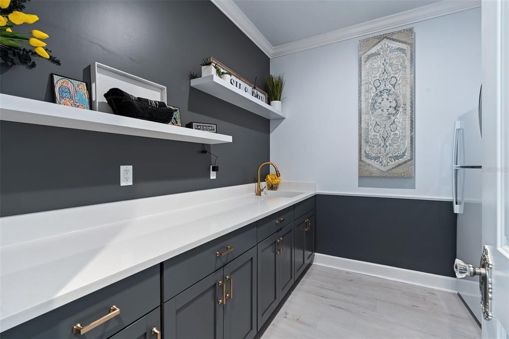 For Sale: $1,425,000 (4 beds, 3 baths, 2939 Square Feet)