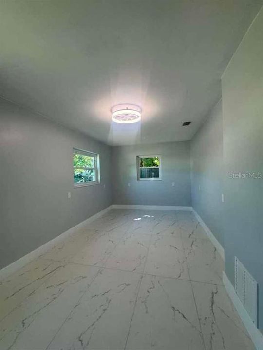 Active With Contract: $2,700 (3 beds, 2 baths, 1369 Square Feet)