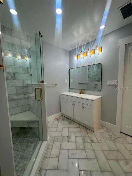 Active With Contract: $2,700 (3 beds, 2 baths, 1369 Square Feet)