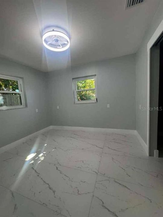 Active With Contract: $2,700 (3 beds, 2 baths, 1369 Square Feet)