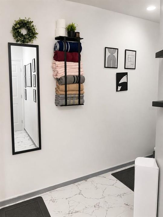 En Venta: $270,000 (3 camas, 2 baños, 1591 Pies cuadrados)