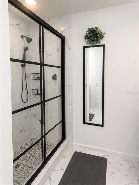 En Venta: $270,000 (3 camas, 2 baños, 1591 Pies cuadrados)