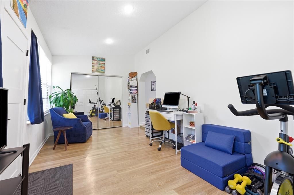 В аренду: $1,800 (2 спален, 2 ванн, 1284 Квадратных фут)