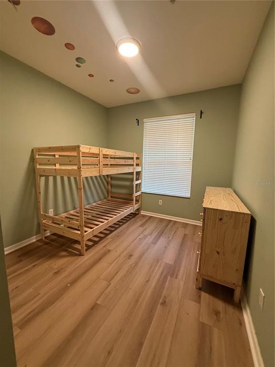 В аренду: $1,850 (3 спален, 2 ванн, 1408 Квадратных фут)