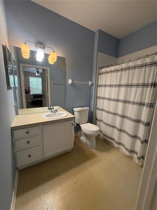 В аренду: $1,850 (3 спален, 2 ванн, 1408 Квадратных фут)