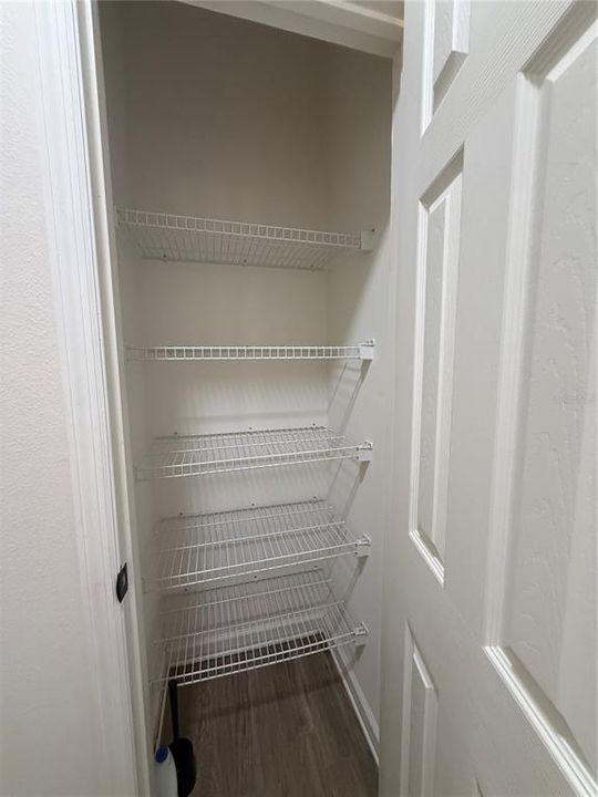 В аренду: $1,850 (3 спален, 2 ванн, 1408 Квадратных фут)