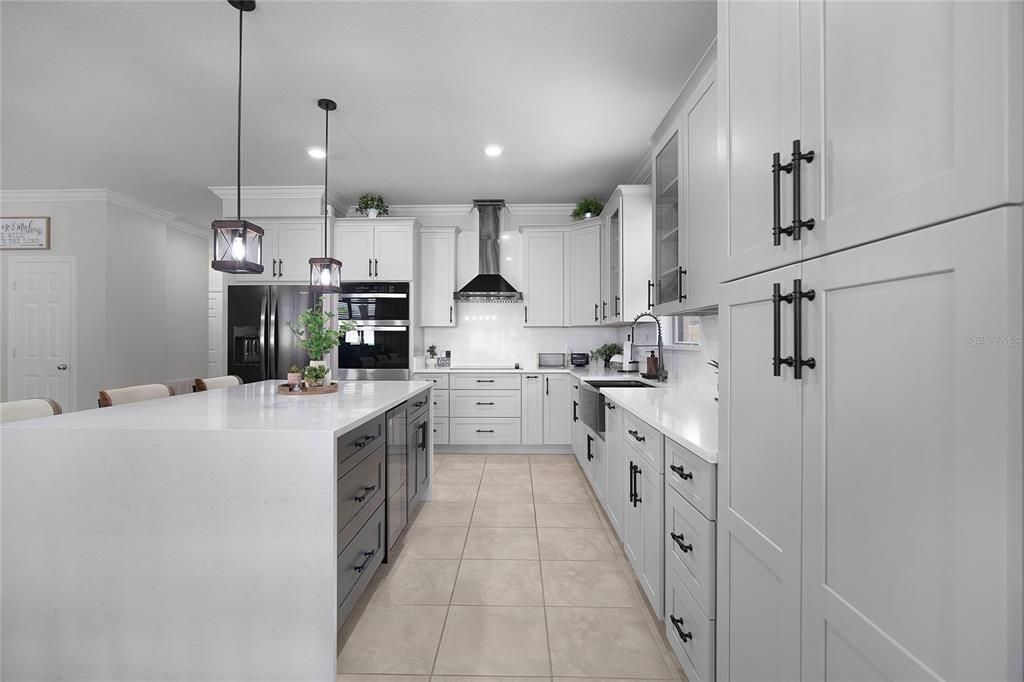 На продажу: $379,900 (3 спален, 2 ванн, 1675 Квадратных фут)