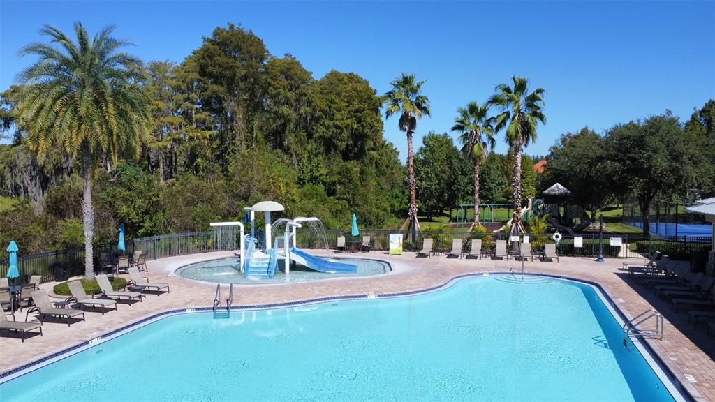 For Rent: $1,975 (3 beds, 2 baths, 1666 Square Feet)