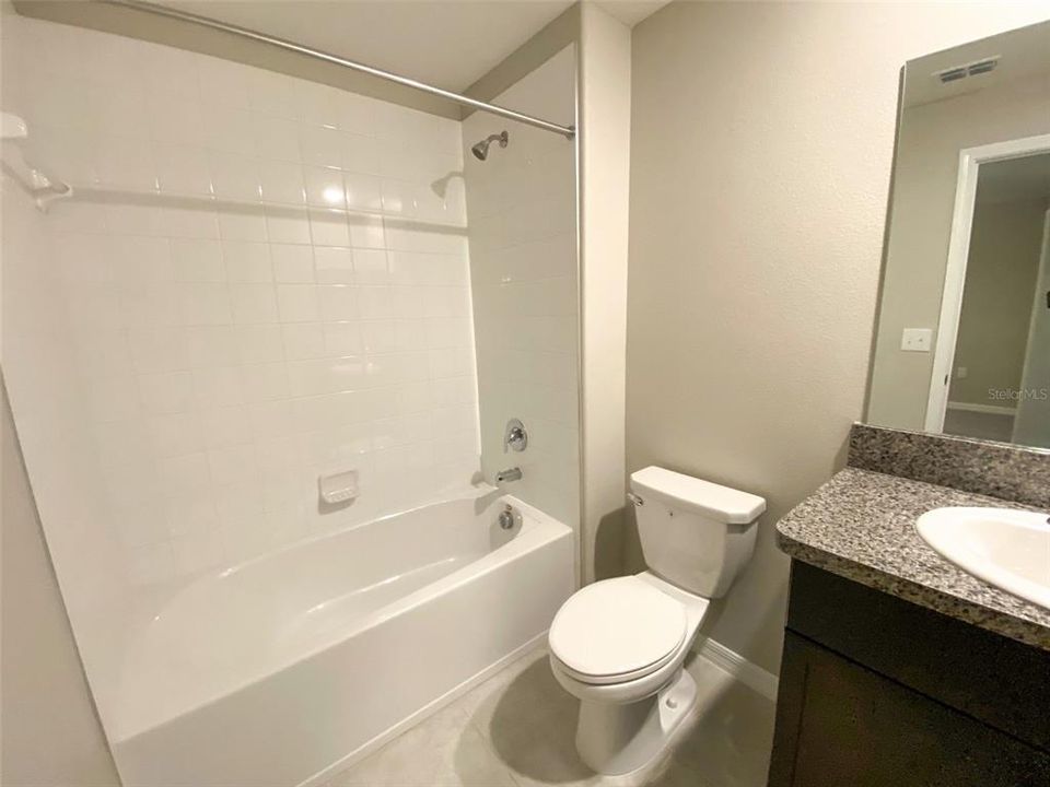 For Rent: $1,975 (3 beds, 2 baths, 1666 Square Feet)