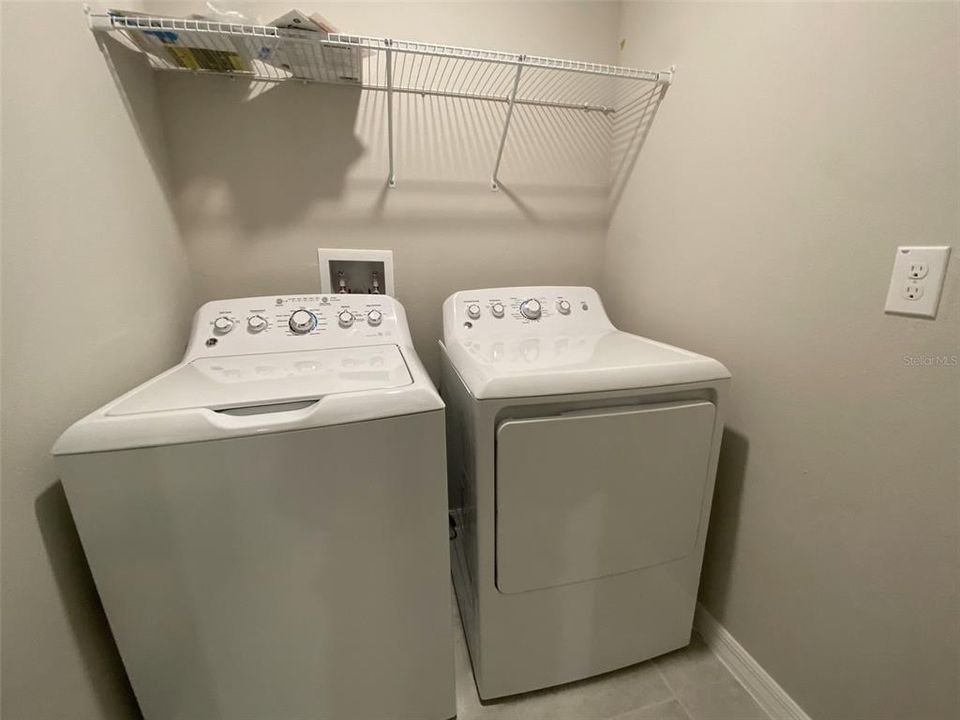 For Rent: $1,975 (3 beds, 2 baths, 1666 Square Feet)