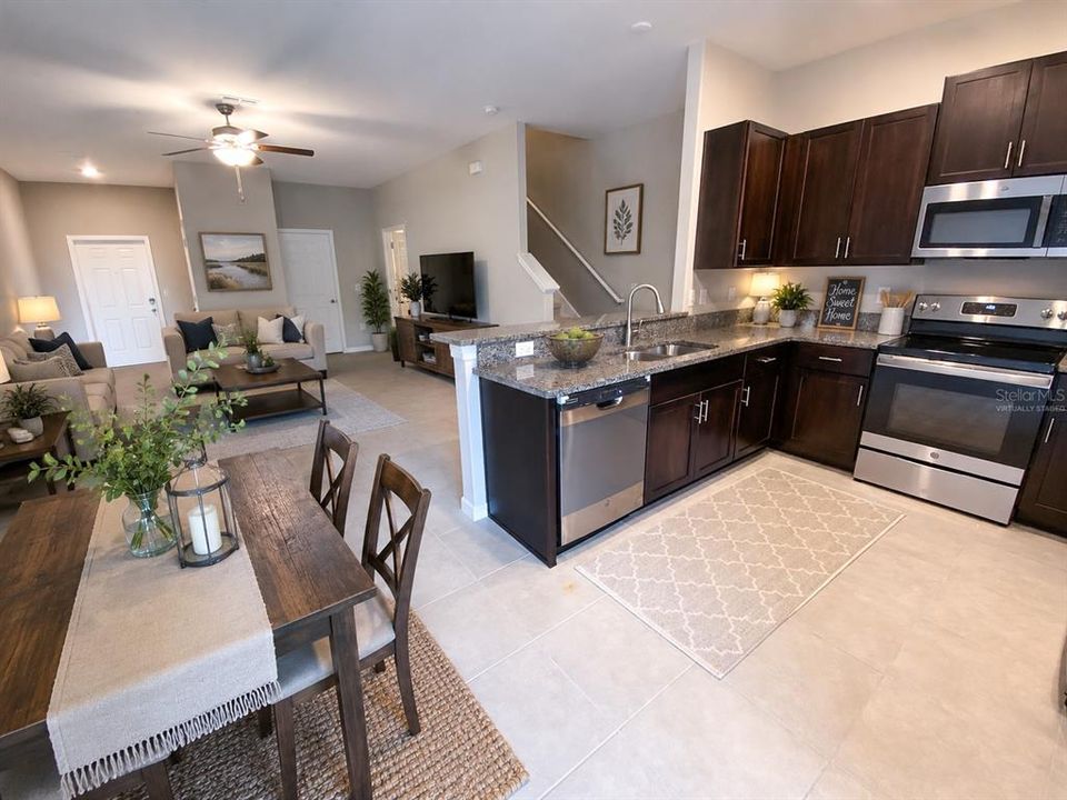 For Rent: $1,975 (3 beds, 2 baths, 1666 Square Feet)