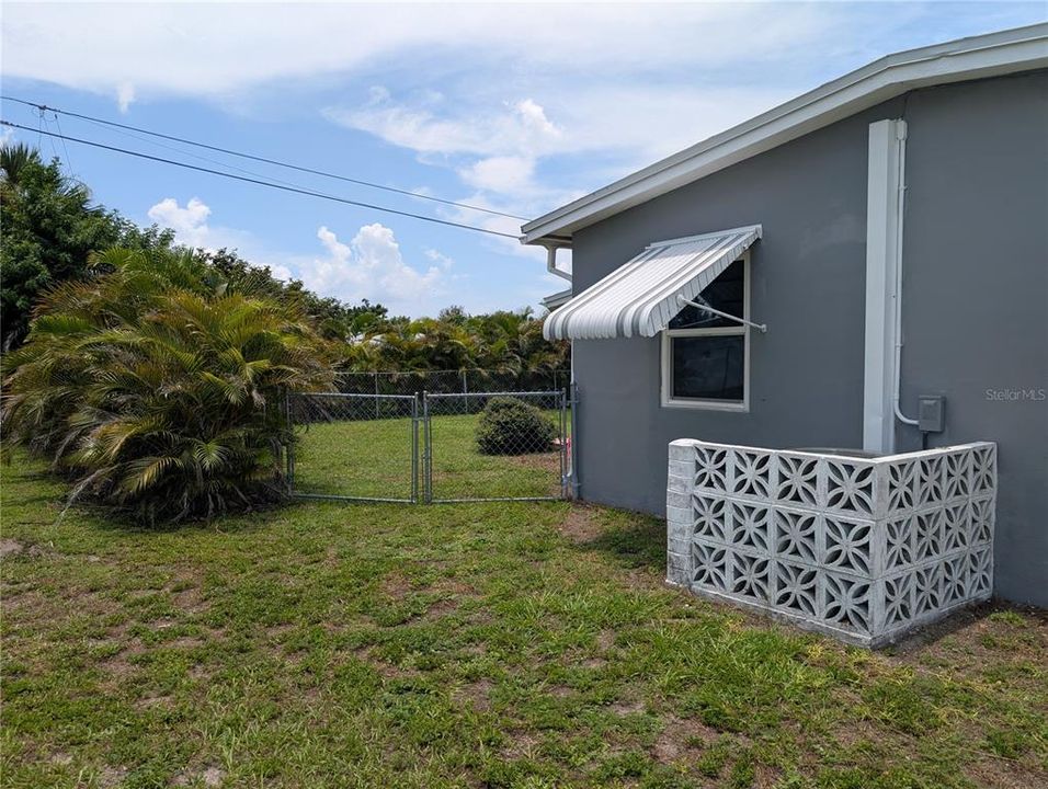 En Venta: $234,000 (2 camas, 2 baños, 968 Pies cuadrados)