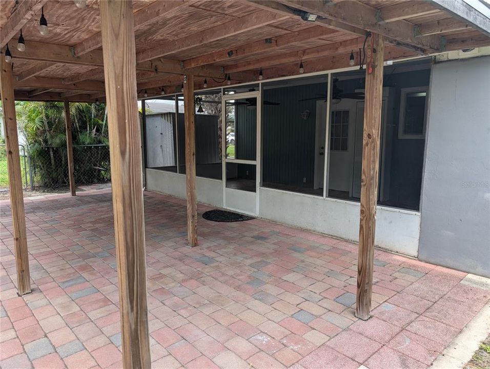 En Venta: $234,000 (2 camas, 2 baños, 968 Pies cuadrados)