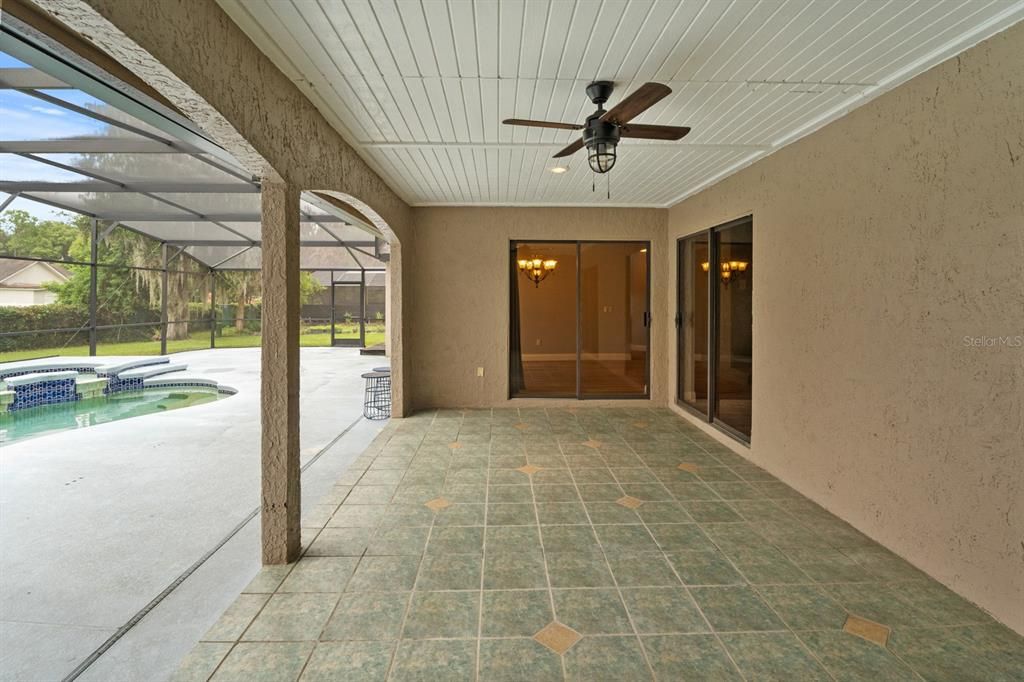 For Sale: $740,000 (4 beds, 3 baths, 2133 Square Feet)