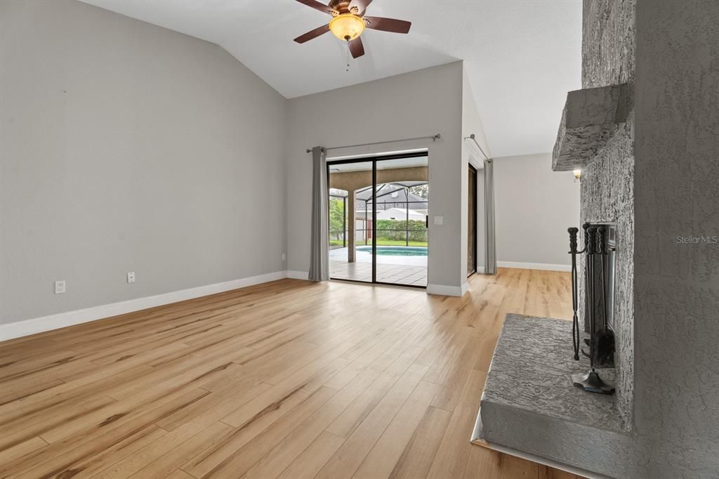 For Sale: $740,000 (4 beds, 3 baths, 2133 Square Feet)